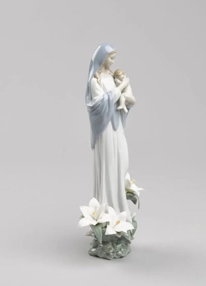 Lladró Madonna of the Flowers Virgin Mary and Baby Jesus Figurine Sculpture by Lladró at  FormFluent