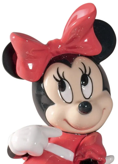  Lladró Official Disney Minnie Mouse Sculpture Sculpture by Lladró at  FormFluent