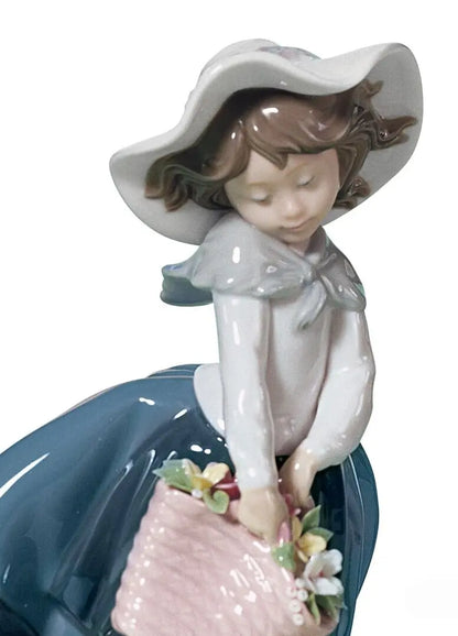  Lladró Pretty Pickings Girl Figurine Sculpture by Lladró at  FormFluent