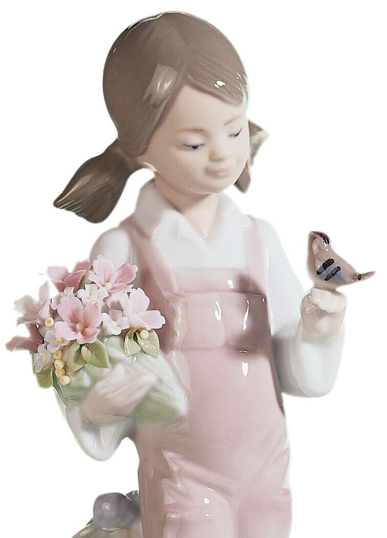 Spring Girl Figurine - FormFluent