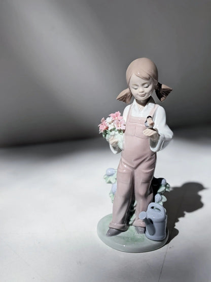  Lladró Spring Girl Figurine Sculpture by Lladró at  FormFluent