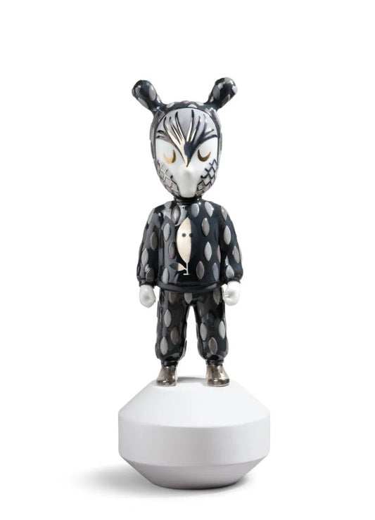 The Guest by Rolito Figurine (Small Model) (Numbered Edition) - FormFluent