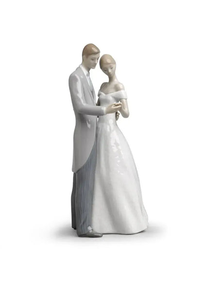  Lladró Together Forever Bride and Groom Couple Figurine Sculpture by Lladró at  FormFluent