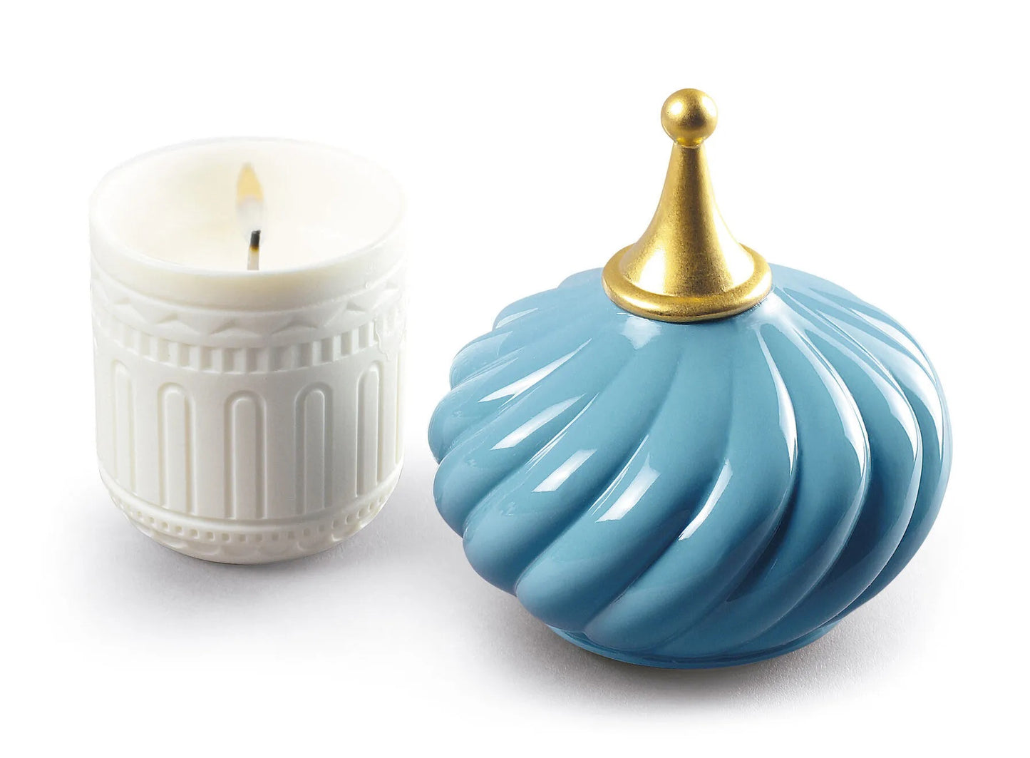 Turquoise Spire Candle 1001 Lights - Unbreakable Spirit Scent