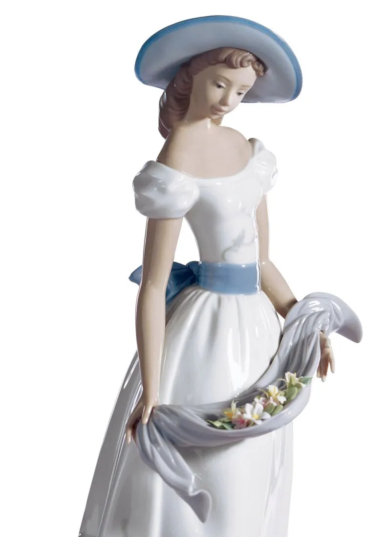 Fragances and Colours Woman Figurine