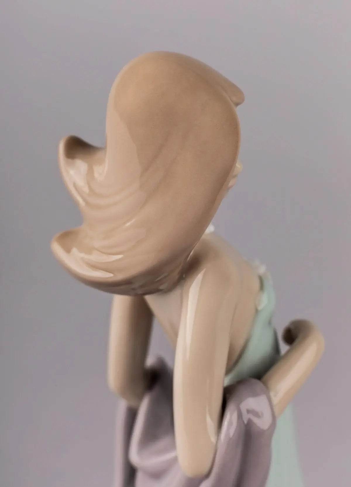  Lladró Ingenue Woman Figurine Sculpture by Lladró at  FormFluent