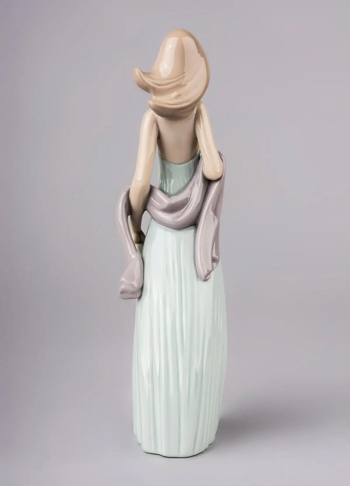  Lladró Ingenue Woman Figurine Sculpture by Lladró at  FormFluent