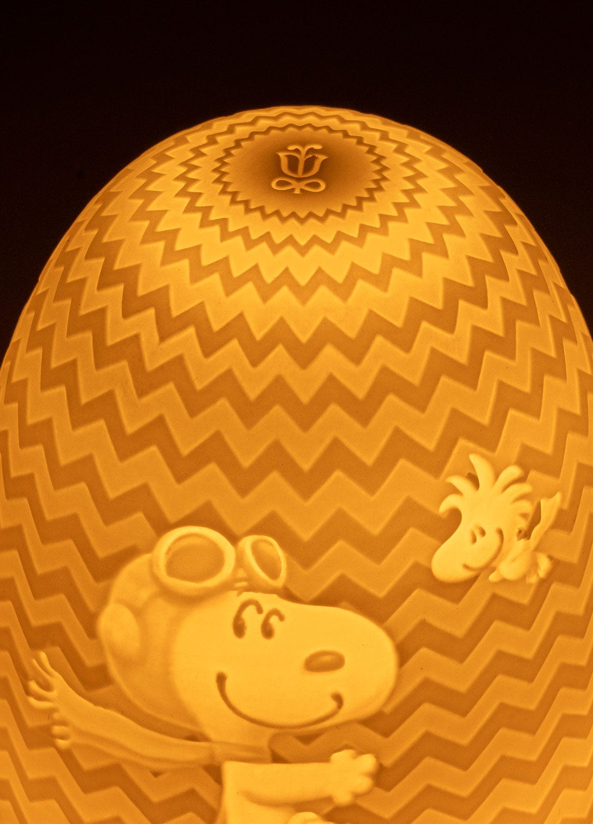 Lladro Snoopy Dome table lamp