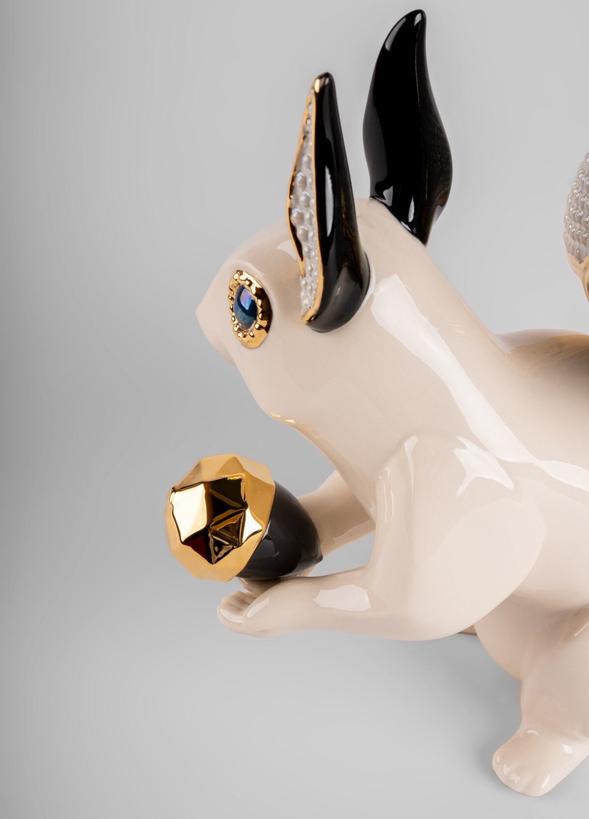 Lladro Squirrel jewel Sculpture
