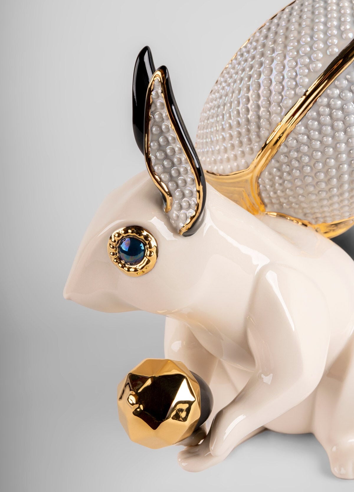 Lladro Squirrel jewel Sculpture