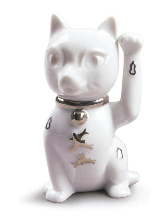 Maneki Neko Cat Figurine (Silver lustre)