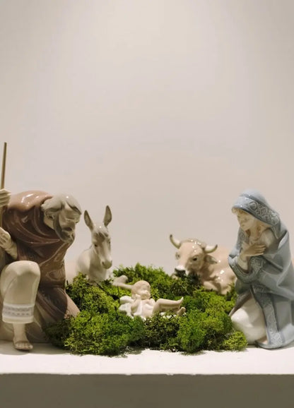  Lladró Silent Night Nativity Set - Classical Sculpture by Lladró at  FormFluent