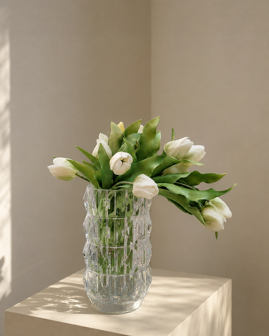 Sadele Tulips - White Short Stem