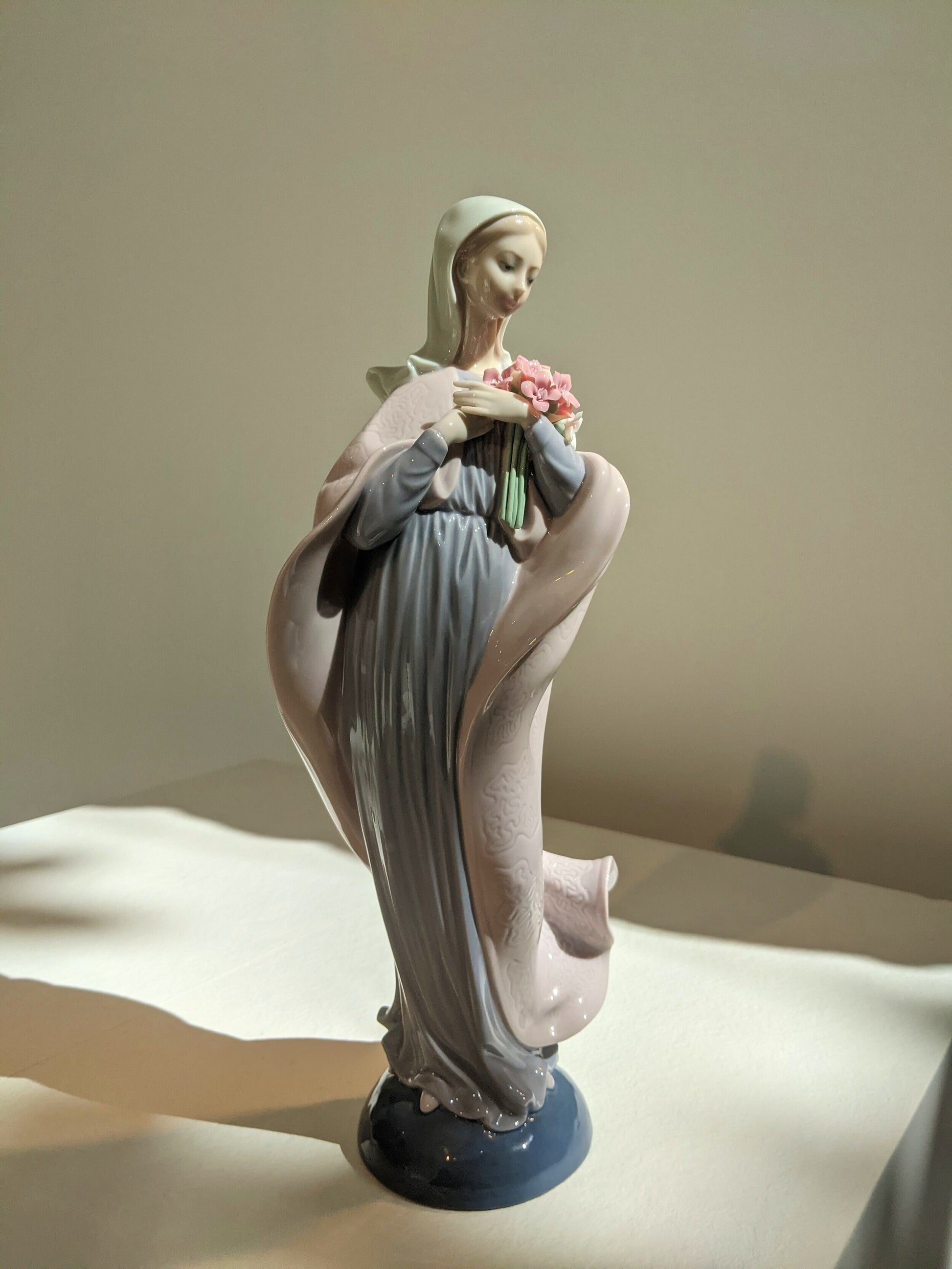 Lladró Our Lady with Flowers Virgin Mary Figurine   FormFluent