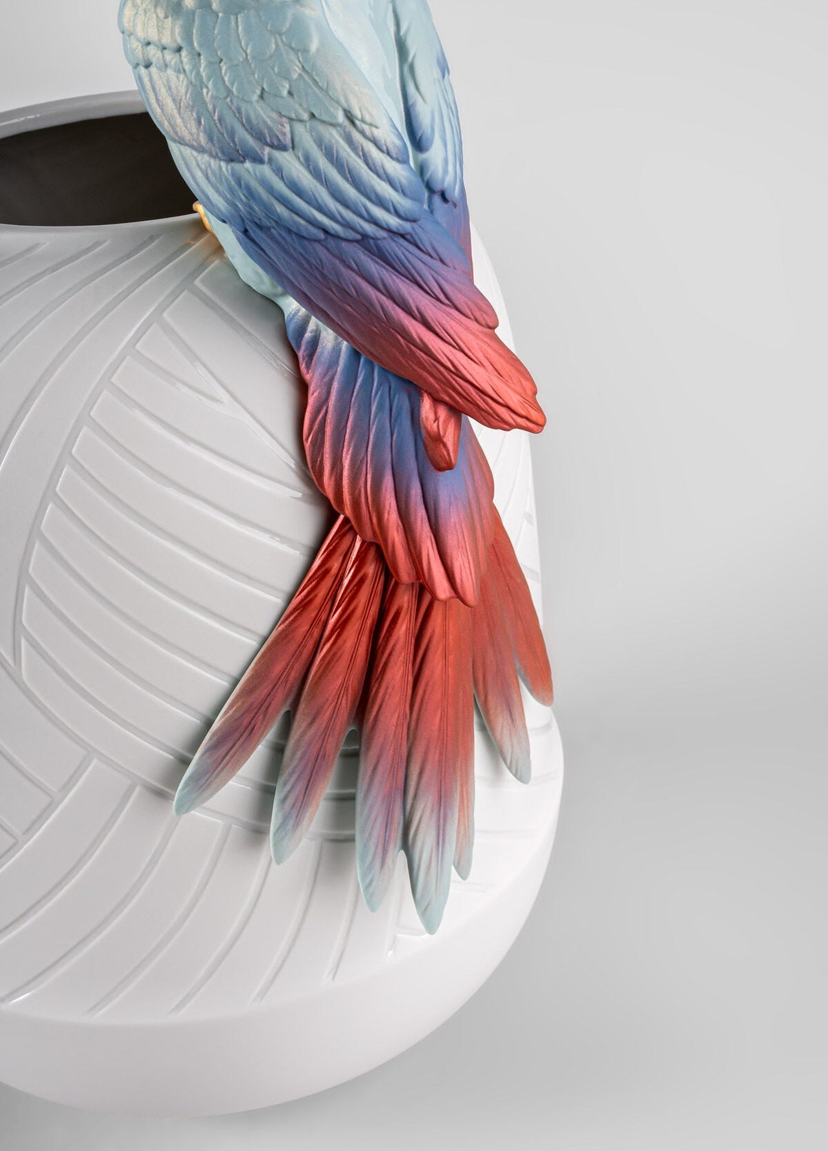 Cockatoo vase